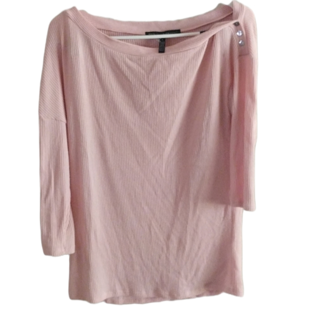 White house Black market wide neck half sleeve pink shirt women's medium
